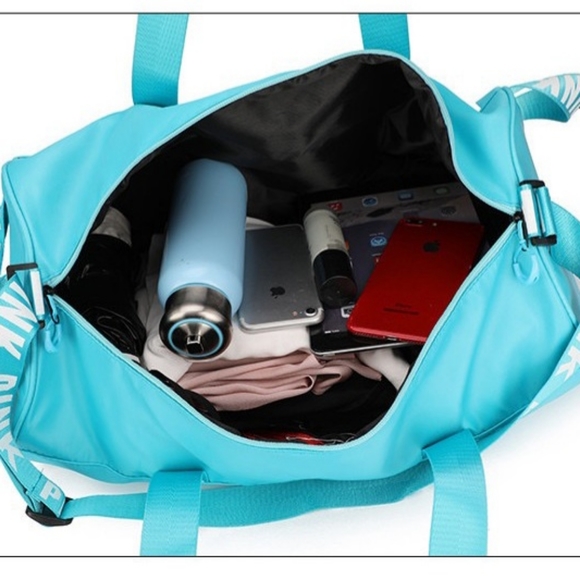 Victoria's Secret Pink Duffle Bag- Multi with Rose Gold Sequin Logo - Picture 4 of 5